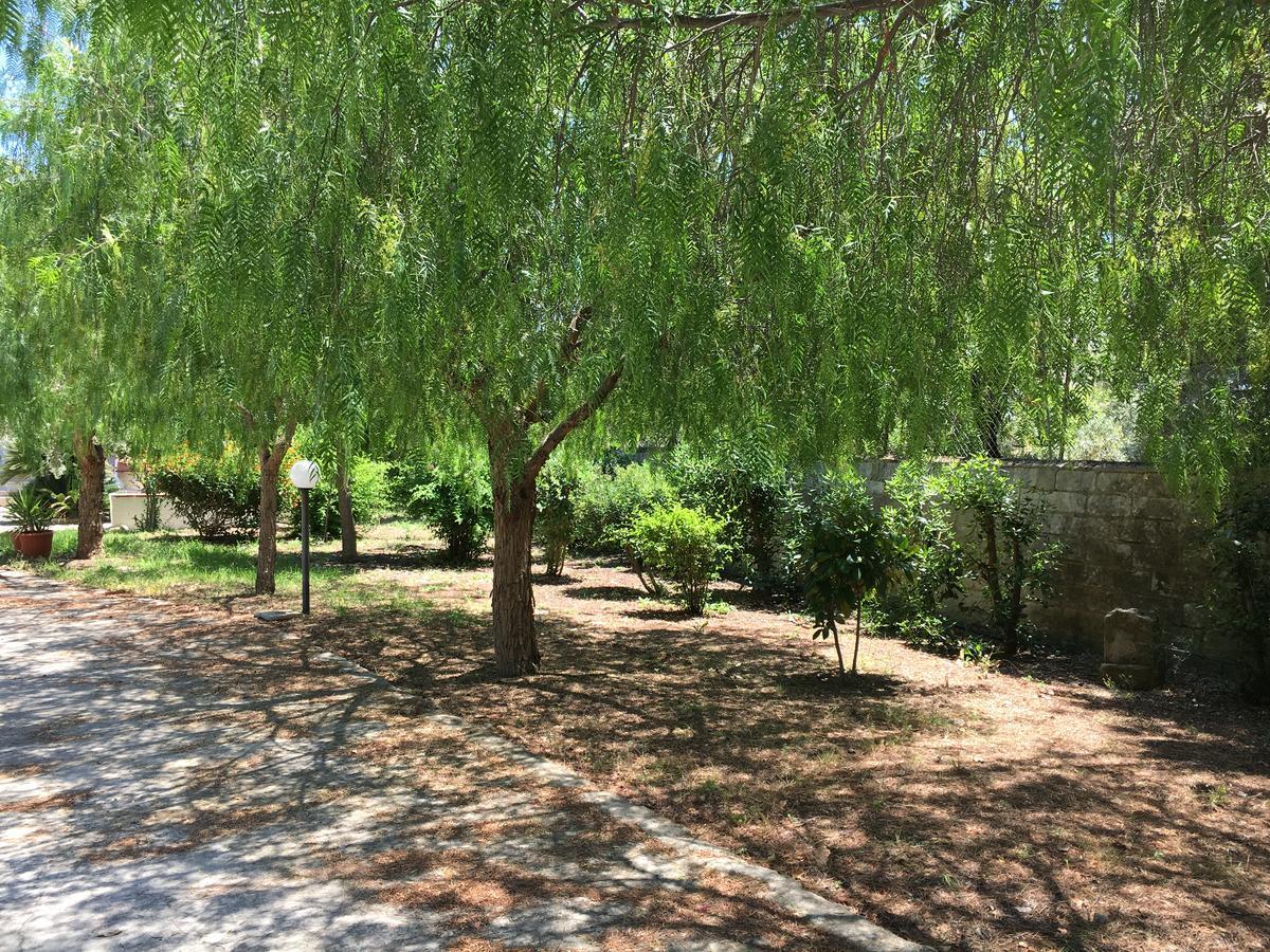 Villa Del Falso Pepe Avola Exteriör bild