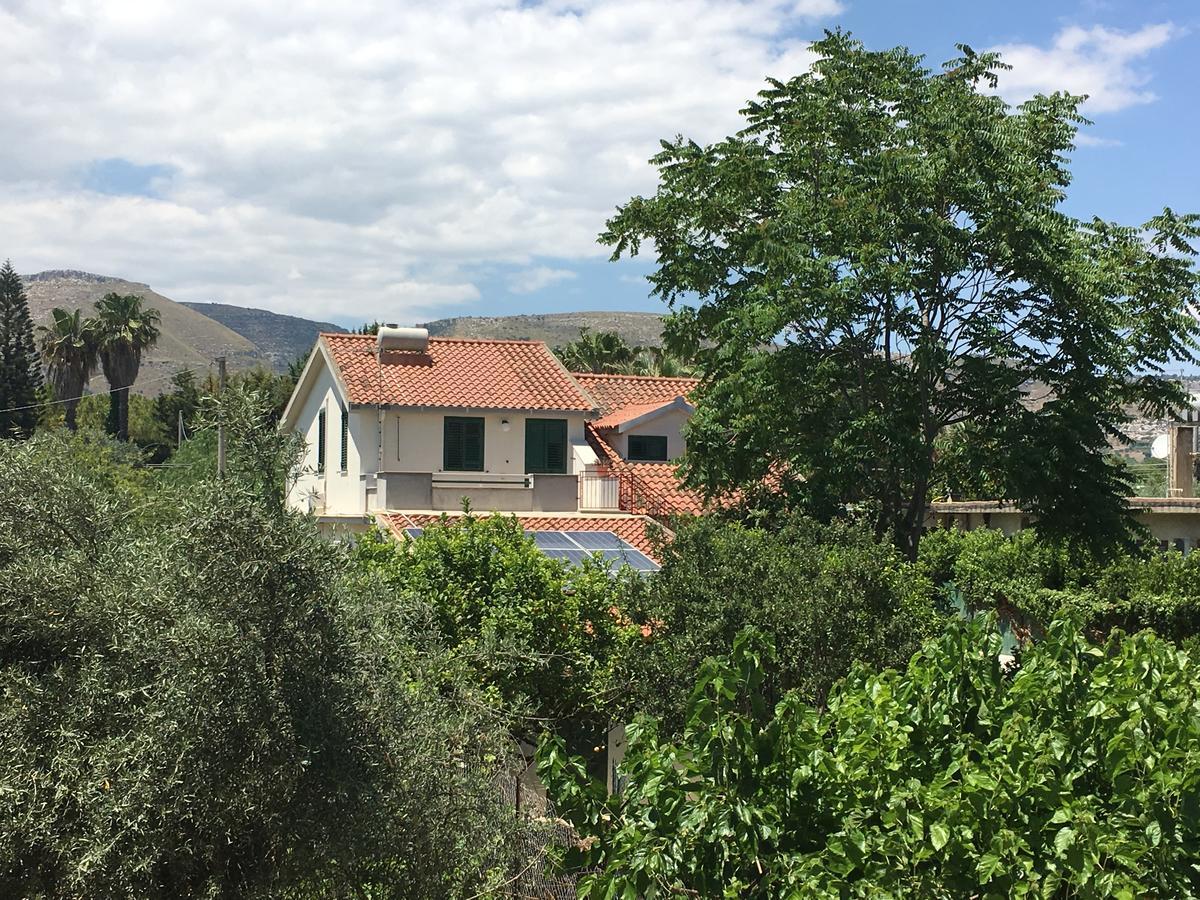 Villa Del Falso Pepe Avola Exteriör bild