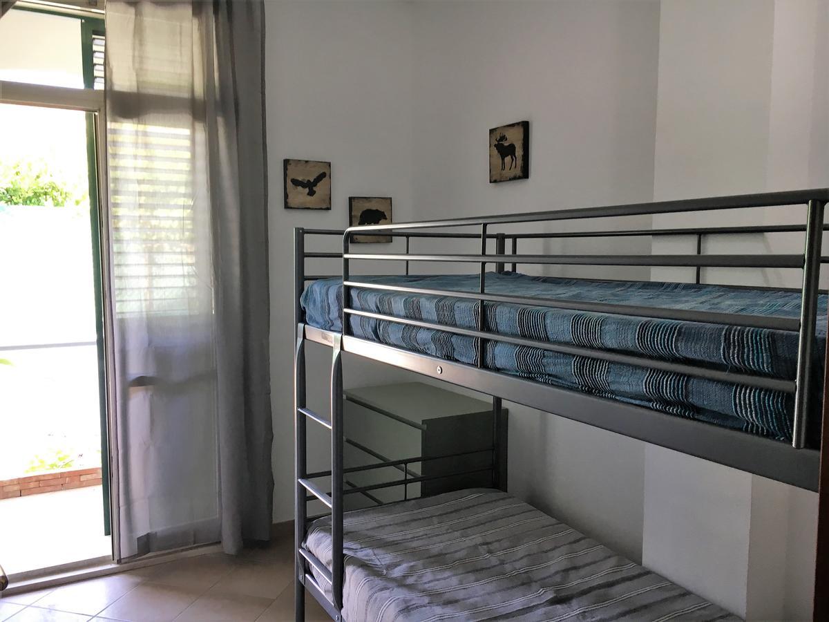 Villa Del Falso Pepe Avola Exteriör bild