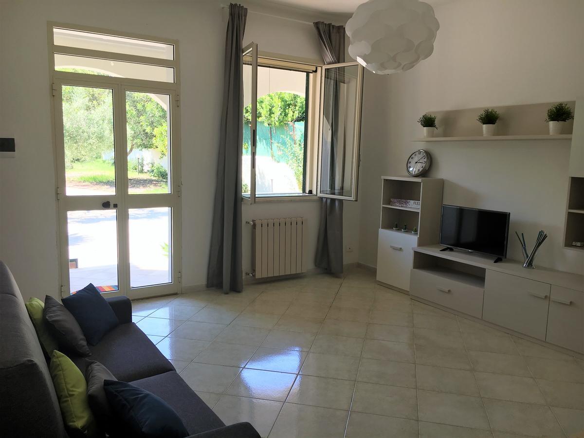 Villa Del Falso Pepe Avola Exteriör bild